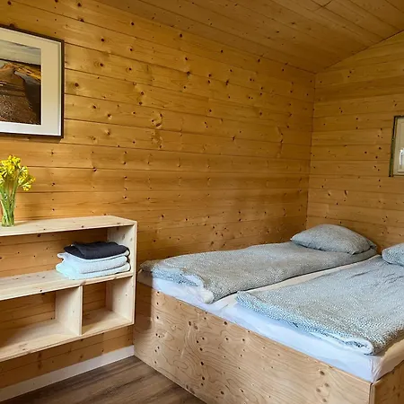 Marika Puhkekuela - Metsanurga Oeoemaja 