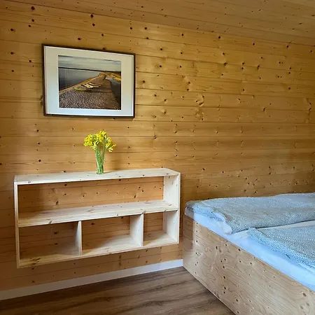 Marika Puhkekuela - Metsanurga Oeoemaja 