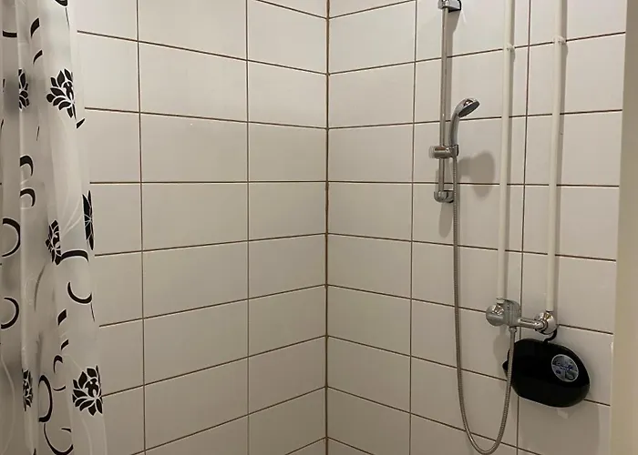 Marika Puhkekuela - Metsanurga Oeoemaja 