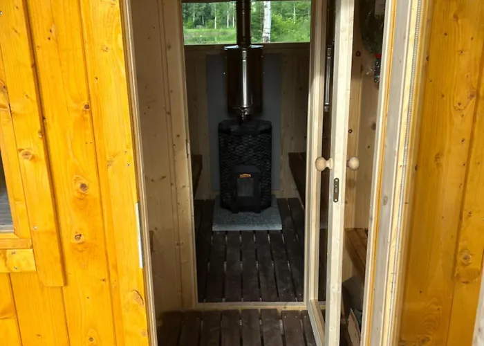 Marika Puhkekuela - Metsanurga Oeoemaja 