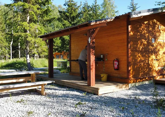 Marika Puhkekuela - Metsanurga Oeoemaja 